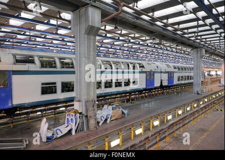 Trenord, chemins de fer régionaux du région de Lombardie (Italie), dépôt et des ateliers de Milan Fiorenza Banque D'Images