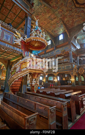 Tourné de l'intérieur de l'Église protestante en bois magnifiquement décoré de la paix en Swidnica, du patrimoine culturel mondial de l'UNESCO, Pologne Banque D'Images