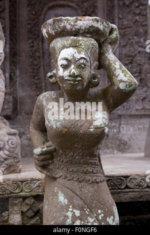 Des statues dans les temples balinais Banque D'Images