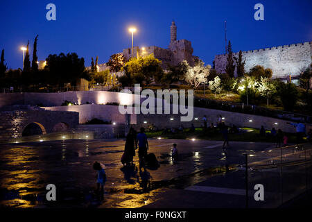 Teddy Park (nommé d'après l'ancien maire de Jérusalem, Teddy Kollek ) près de la piscine du Sultan situé à l'ouest de la vieille ville Jérusalem Israël Banque D'Images