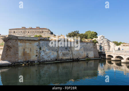 Ancienne forteresse dans bourbun- Italie Sicile Banque D'Images