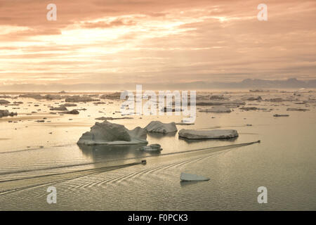 Icebergs dans la baie de Disko, Ilulissat, Groenland Ouest Banque D'Images