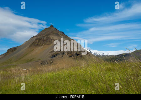 L'Islande, à l'ouest de l'Islande (aka Vesturland), Péninsule Snaefellnes, Arnarstapi. Banque D'Images