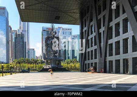 Shenzhen, Chine - Août 19,2015 : bâtiment de la bourse de Shenzhen, l'une des trois marchés marchés en Chine. Banque D'Images