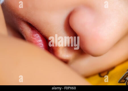 Portrait d'un mignon petit garçon Bengali dans différentes ambiances avec libre, copy space Banque D'Images