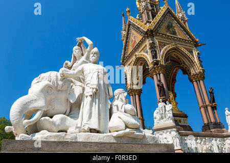 Londres, Albert Memorial dans les jardins de Kensington Banque D'Images