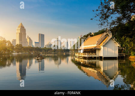 Thaïlande, Bangkok, sunrise sur Lumpini Park Banque D'Images