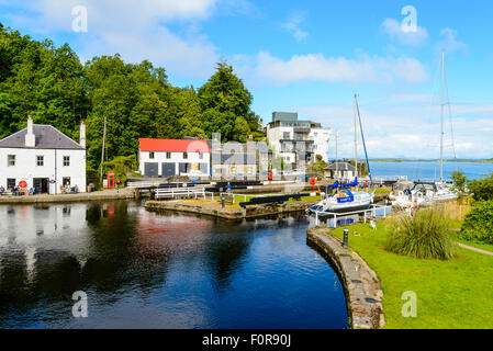 Port de Crinan Argyll en Écosse à une extrémité du canal Crinan Banque D'Images