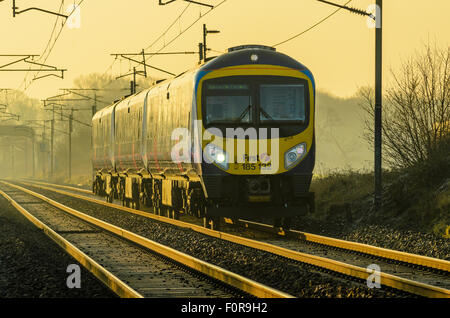 First TransPennine Express train diesel sur la ligne principale de la côte ouest près de Garstang Lancashire Banque D'Images