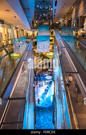 Intérieur de Omotesando Hills,Shibuya-Ku,Tokyo,Japon Banque D'Images