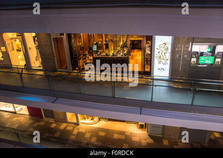 Intérieur de Omotesando Hills,Shibuya-Ku,Tokyo,Japon Banque D'Images