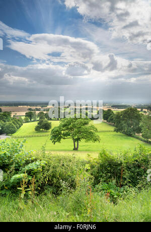 Crayke village et la vallée de York, Yorkshire du Nord, août 2015 Banque D'Images