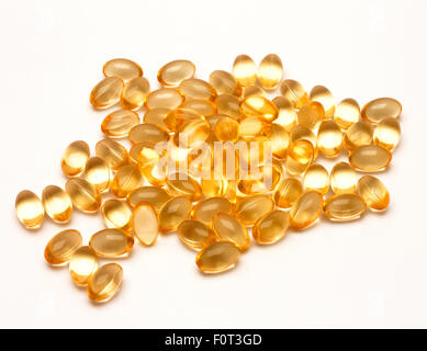 L'huile de foie de morue, de suppléments de vitamines pour enfants. Banque D'Images