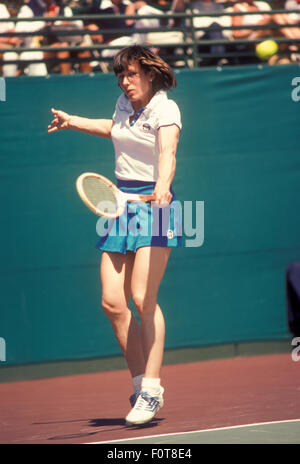 Martina Navratilova en action au tournoi de tennis de la Couronne Clairol a La Costa Resort à Carlsbad, Californie, en avril 1980. Banque D'Images