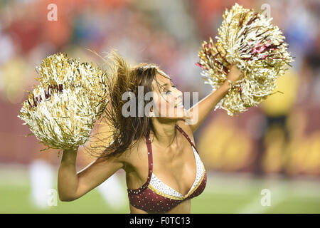 Landover, Maryland, USA. 20e Août, 2015. Un Redskin Washington effectue au cours de la cheerleader l'avant-saison se rencontreront entre les Lions de Détroit et les Redskins de Washington à FedEx Field à Landover, MD. Credit : Cal Sport Media/Alamy Live News Banque D'Images