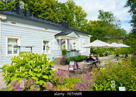 Café restaurant, jardins botaniques, Kasvitieteellin puutarha, Kaisaniemen puisto, parc Kaisaniemi,Helsinki, Finlande Banque D'Images