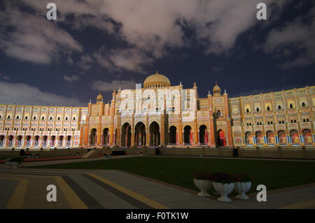 Emirat Sharjah, Emirats Arabes Unis. 15 Oct, 2014. Festival Lumière Sharjah, musée islamique de cevilization, Emirat Sharjah, Émirats arabes unis, près de East © Andrey Nekrasov/ZUMA/ZUMAPRESS.com/Alamy fil Live News Banque D'Images