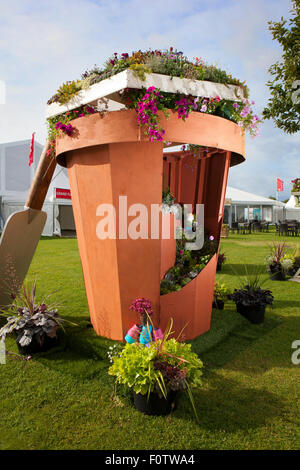 Southport, Merseyside, Royaume-Uni. 21 août, 2015. La plus grande bretagne flower show indépendant, célèbre avec une célébration de carnaval de toutes choses en chinois. Des événements à thème oriental, du divertissement, de l'alimentation et des chapiteaux floraux seront tous inspirés par la culture chinoise et de la conception. Credit : Cernan Elias/Alamy Live News. Banque D'Images