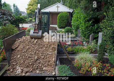 Leichlingen fraîchement creusée, grave, de l'Allemagne. Banque D'Images