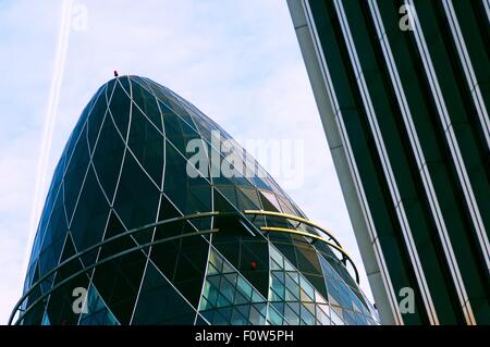 Détail de l'immeuble de bureaux et le Shard, London, UK Banque D'Images