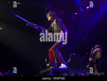 Indianapolis, Indiana, USA. 20e Août, 2015. ALICE COOPER réalise à Bankers Life Fieldhouse à Indianapolis, Indiana © Lora Olive/ZUMA/Alamy Fil Live News Banque D'Images