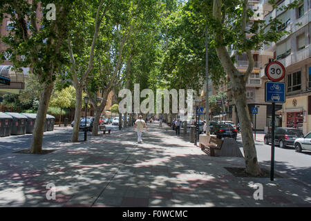 Cafés dans Av de Alfonso X el Sabio, ville de Murcie, Murcie, Espagne, Europe Banque D'Images