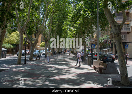 Cafés dans Av de Alfonso X el Sabio, ville de Murcie, Murcie, Espagne, Europe Banque D'Images