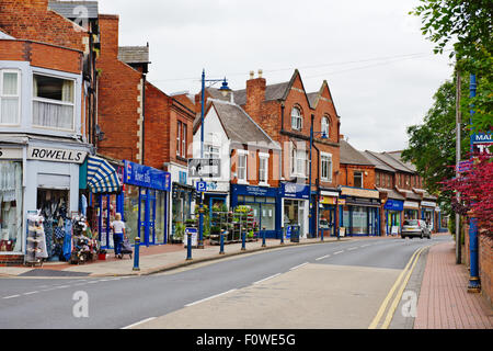 High street dans la ville de Stapleford, Derbyshire, Angleterre Banque D'Images