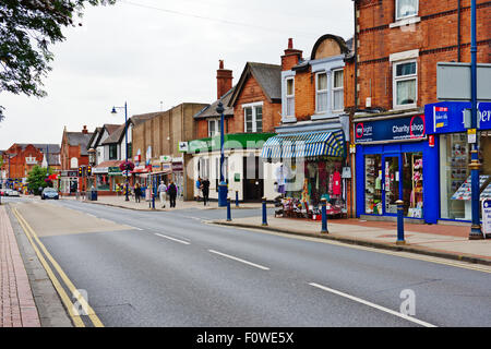 High street dans la ville de Stapleford, Derbyshire, Angleterre Banque D'Images