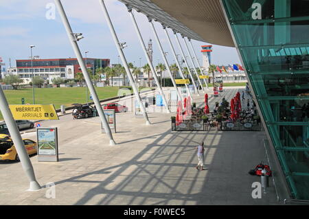 L'Aéroport International de Tirana Nënë Tereza (Mère Teresa), l'Albanie, de Rinas, Balkans, Europe Banque D'Images