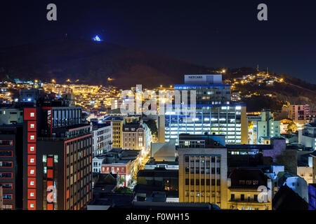 Cape Town Afrique du Sud,Centre ville,centre,horizon,bâtiments,nuit soir,centre-ville,SAfri150311081 Banque D'Images