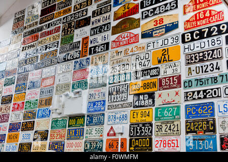 Plaque de numéro d'affichage à l'Lakeland Motor Museum. Banque D'Images