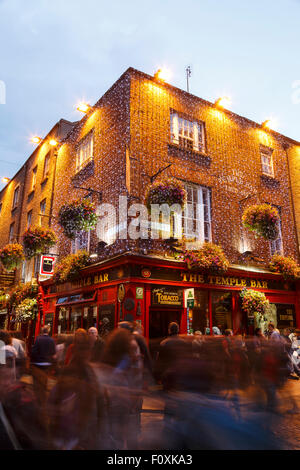 Le Temple Bar, Dublin, Irlande, Europe Banque D'Images