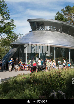 Carrousel Seaglass Pavilion dans Battery Park, NYC Banque D'Images