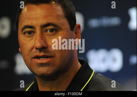 Burbank, CA. 30 juillet, 2015. L'USC Trojans l'entraîneur-chef Steve Sarkisian participe chaque année à la CIP-12 Journée des médias, à la Warner Bros studios de cinéma, dans la ville de Burbank, en Californie le 30 juillet 2015. (Photographe complète absolue & Company Crédit : Jose Marin/MarinMedia.org/Cal Sport Media Network Television (veuillez contacter votre représentant des ventes pour l'utilisation de la télévision. © csm/Alamy Live News Banque D'Images