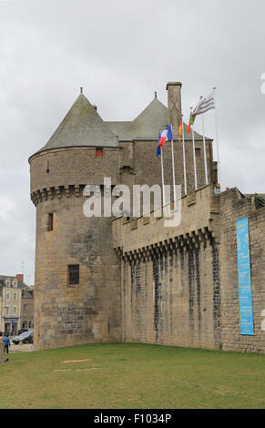 Porte de Saint-Michel de l'extérieur des murs de la ville, Place du Marché au bois, Guerande, Loire-Atlantique, France Banque D'Images