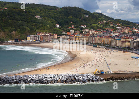 La plage de Zurriola à San Sebastian, Pays Basque, Espagne. Banque D'Images