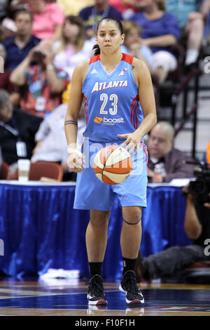 Uncasville, CT, USA. 23 août, 2015. Atlanta Dream guard Shoni Schimmel (23) avec la balle pendant le match de basket-ball WNBA entre les Connecticut Sun et Atlanta Dream au Mohegan Sun Arena. Atlanta a battu Indiana 102-92. Credit : Cal Sport Media/Alamy Live News Banque D'Images