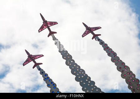 Un mémorial permanent aux flèches rouges pilot Flt Lt Jon Egging qui sont décédées après un meeting aérien afficher à Bournemouth le 20 août 2011 ; Banque D'Images