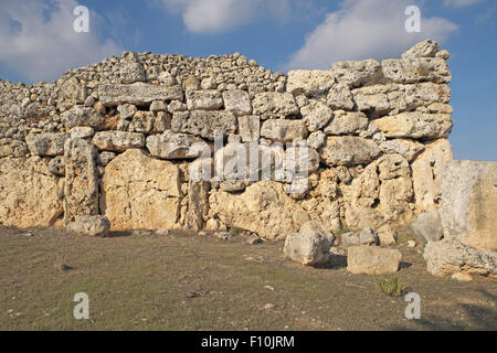 Les murs de pierre massifs, temple ggantija, près de Xaghra, GOZO, Malte. Banque D'Images