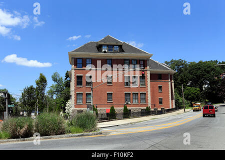 Ancienne école publique 13 construit en 1900 Yonkers, New York Banque D'Images