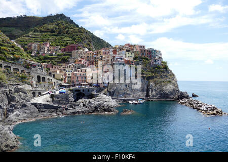 Manarola (Manaea dans le dialecte local) est une petite ville, une frazione de la commune italienne de Riomaggiore, dans la province Banque D'Images