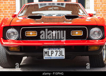 1972 Ford Mustang à Brooklands, Weybridge, Surrey, Angleterre. Classic American car Banque D'Images