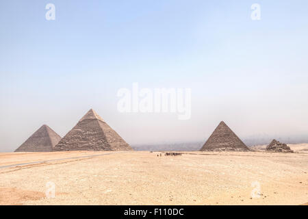 Grandes pyramides de Gizeh, Giza, Cairo, Égypte, Afrique Banque D'Images