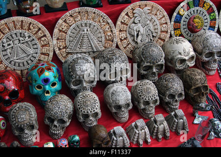 Des artefacts pour vente à Chichen Itza brian mcguire Banque D'Images