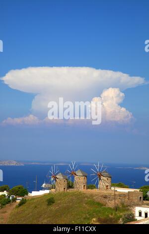 Les moulins à vent de Chora, Patmos, Dodécanèse, îles grecques, Grèce, Europe Banque D'Images