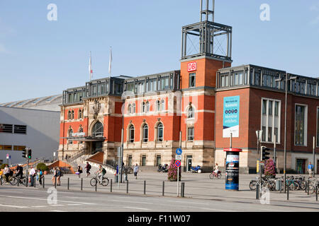 Gare principale, Kiel, Schleswig-Holstein, Allemagne Banque D'Images