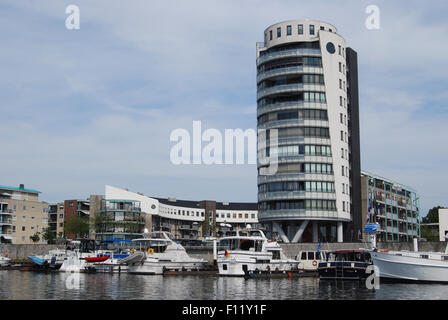 Avis de Solea Tower, Roermond à partir de la Meuse Banque D'Images