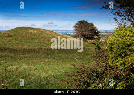 Promenades sur Ashey vers le bas, une crête de craie sur l'île de Wight, offrant une vue spectaculaire sur l'île et Solent Banque D'Images