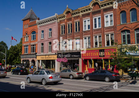 Vue sur la rue centre-ville de Stratford, Ontario, Canada. Banque D'Images